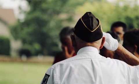 Commission creates new standing committee on senior, veterans issues - Commission news item
