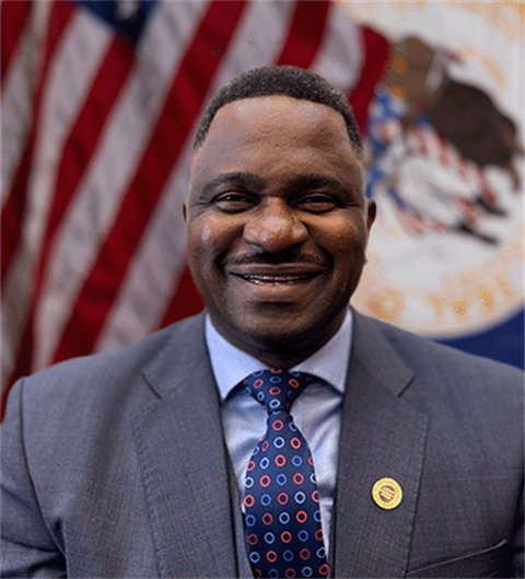 Oladay_Akinyemi_Headshot.png